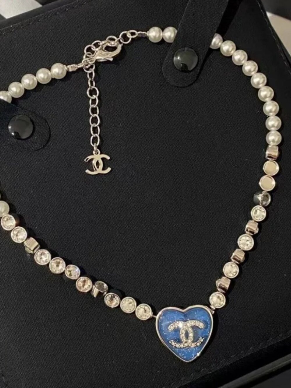 ✨✨Chanel Necklaces - Picture 2 of 5